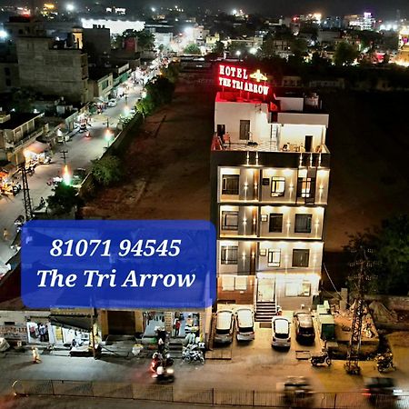 The Tri Arrow Hotel Khātu Kültér fotó
